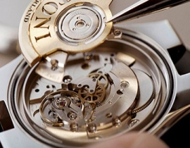 北京劳力士手表里面有水气